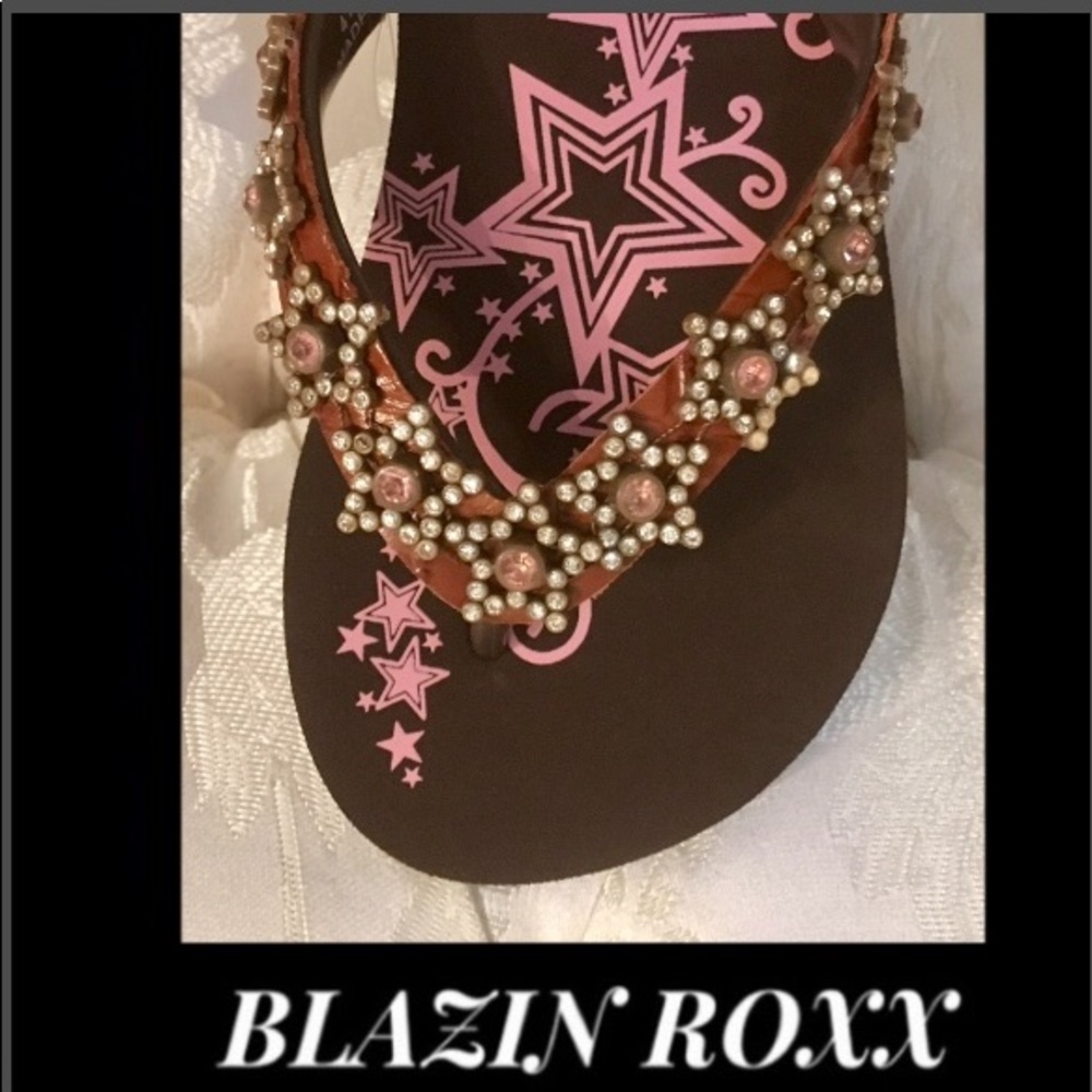 BLAZIN ROXX Rhinestone Stars Flip Flops - Picture 4 of 6